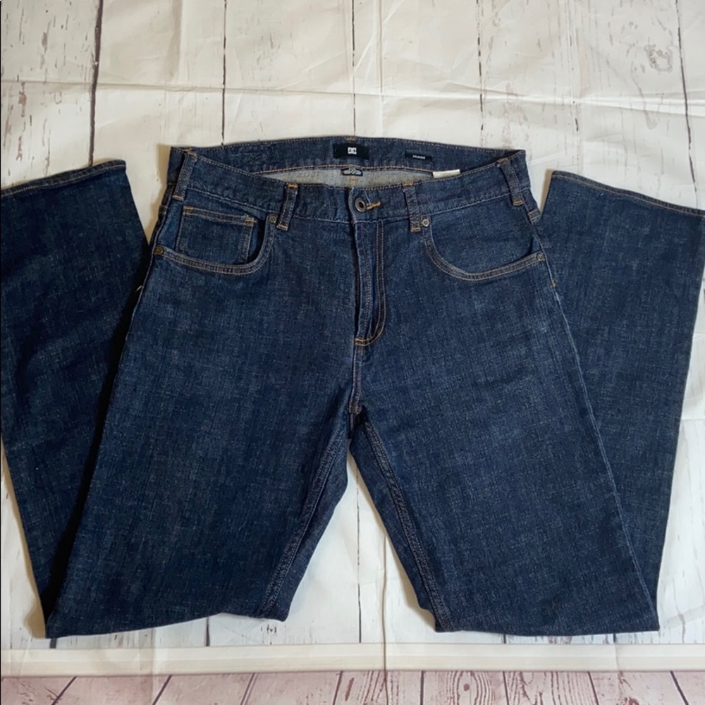 DC straight Jeans size 31 inb209